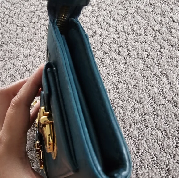 Authentic Marc Jacobs wallet - Picture 7 of 9
